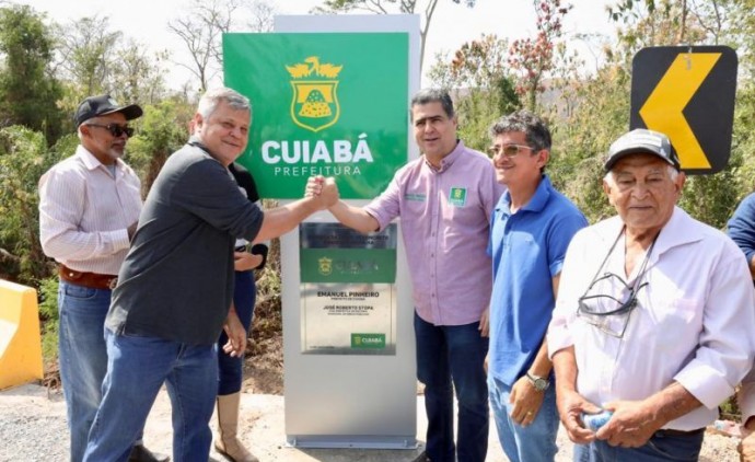 Prefeito entrega ponte de concreto da Comunidade Serra das Laranjeiras e destaca investimentos na zona rural