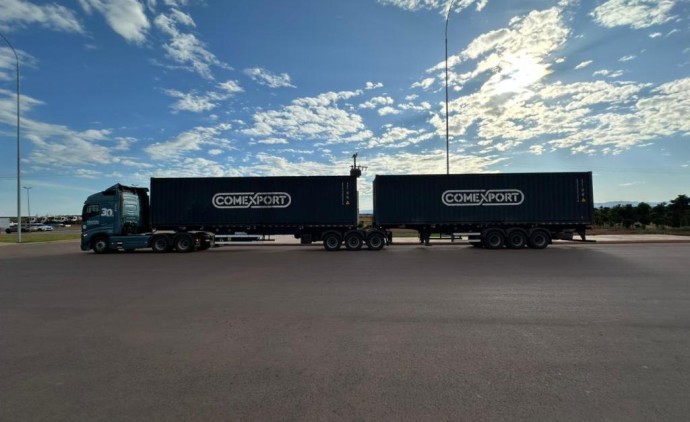 Maior da América Latina primeiras peças da roda-gigante do Parque Novo Mato Grosso chegam a Cuiabá