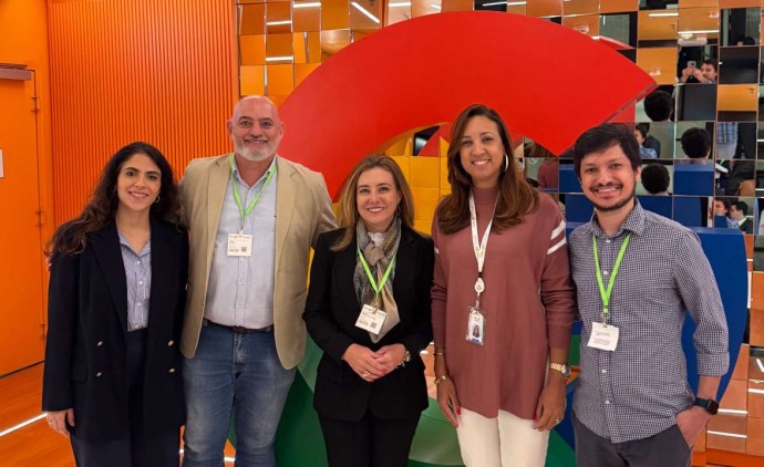 Prefeita Flávia Moretti visita Google e conhece tecnologias para modernizar poder público