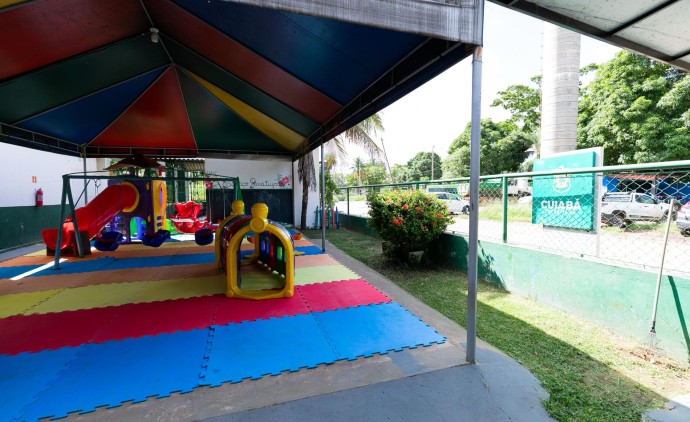 Alunos da rede municipal de Cuiabá entram em período de férias nesta segunda