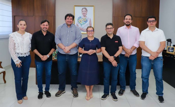 Representantes da Lenovo visitam prefeitura de Várzea Grande e apresentam projeto ‘Cidade Inteligente’