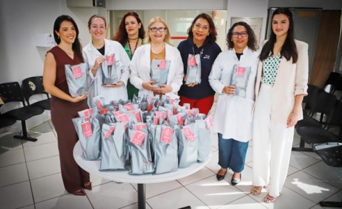 TCE-MT entrega kits de higiene ao Hospital Júlio Muller