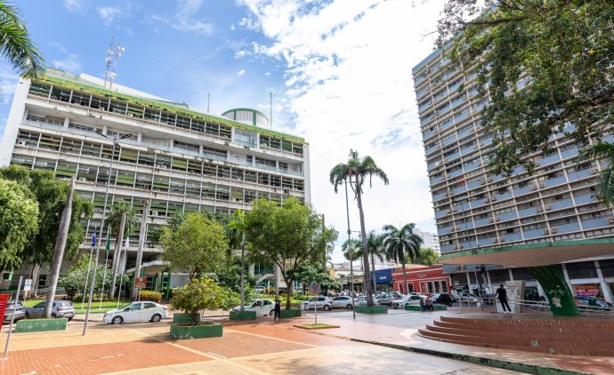 Prefeitura de Cuiabá avança proposta para quitar dívida herdada de R$ 723 milhões