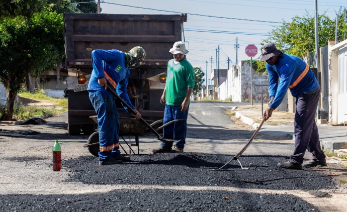 Prefeitura de Cuiabá tapou mais de 63 mil buracos em 72 bairros