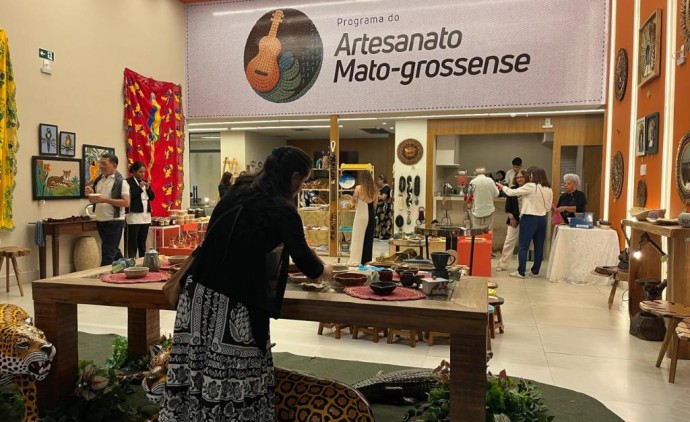Loja do Artesanato de MT movimenta R$ 80 mil e fortalece renda de 52 artesãos