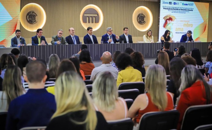 SES e TCE reúnem gestores e profissionais de saúde em encontro para debater prevenção ao suicídio