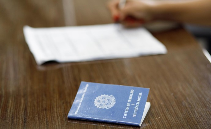 Sine de Cuiabá tem 1.006 empregos e setor de serviços oferece mais de 250 vagas