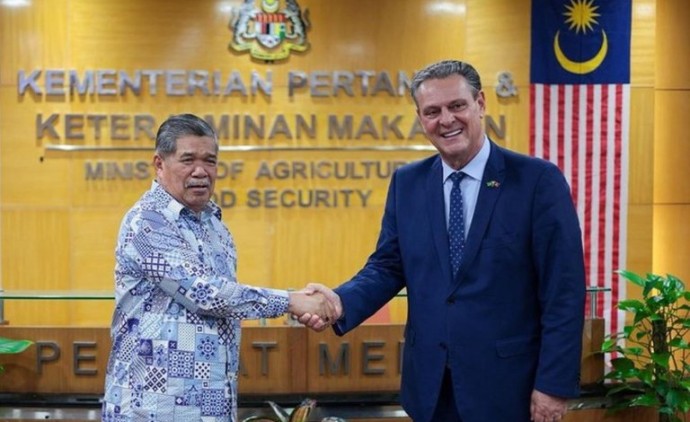 Brasil retoma exportações de carne de frango para a Malásia e conquista seis novos mercados