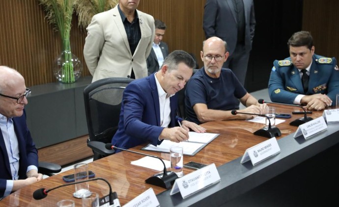 Governo lança novos serviços do Corpo de Bombeiros para modernizar prevenção e resposta a incêndios urbanos