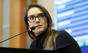 Deputada Janaina Riva