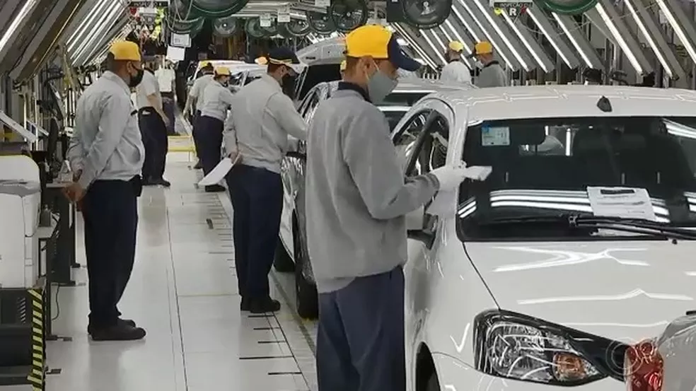 Toyota vai suspender produção no Brasil