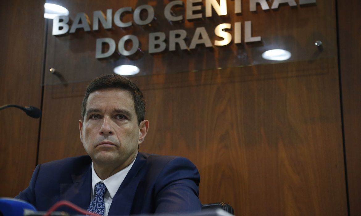 Banco Central revisa previsão de crescimento da economia para 1,9%