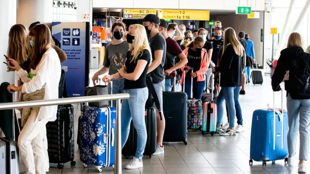 Postos de fronteira devem exigir comprovante de vacinação para quem entra no Brasil