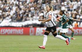 Corinthians atropela Palmeiras por 3 x 0 e vai à semifinal da Supercopa feminina