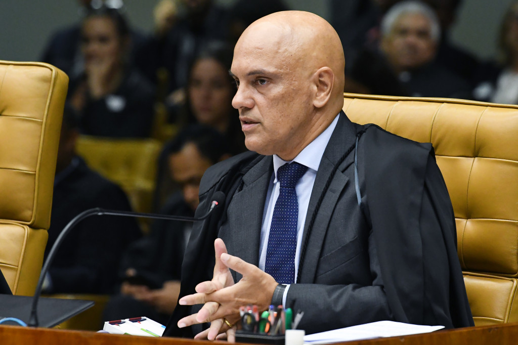 Alexandre de Moraes determina bloqueio do Telegram em todo o país