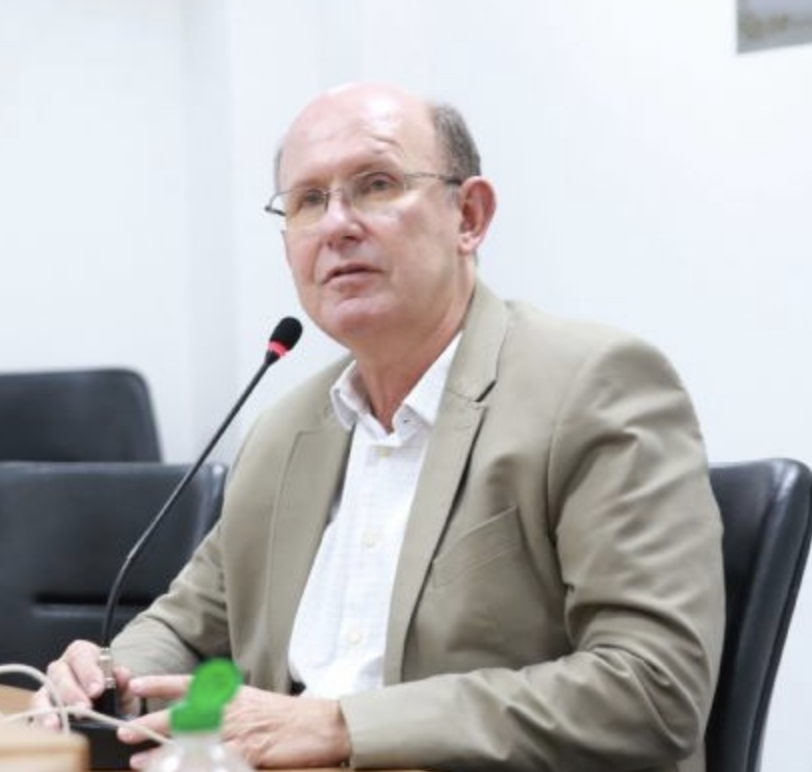 DEPUTADO ESTADUAL CALOS AVALLONE “Quem fala que o governador não sabe fazer política tem que tomar cuidado”. O aviso é do presidente regional do PSDB deputado estadual Carlos Avallone