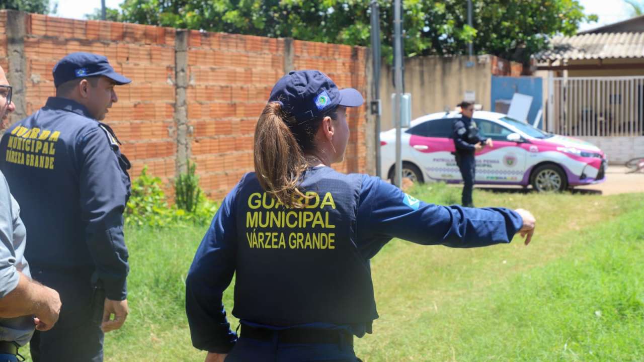 Prefeita Flávia Moretti sanciona lei que cria política de proteção às servidoras públicas
