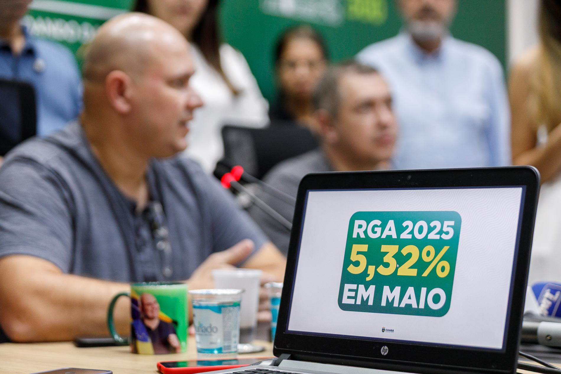 Prefeito concede RGA de 5,32% aos servidores e destaca economia na gestão