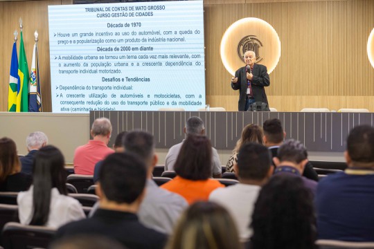 MBA do TCE-MT discute mobilidade urbana e aponta caminhos para cidades mais sustentáveis