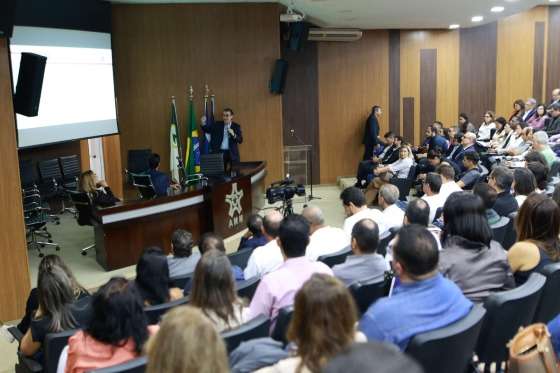 Bancada federal reúne com prefeitos de MT para discutir parcelamento de dívidas previdenciárias