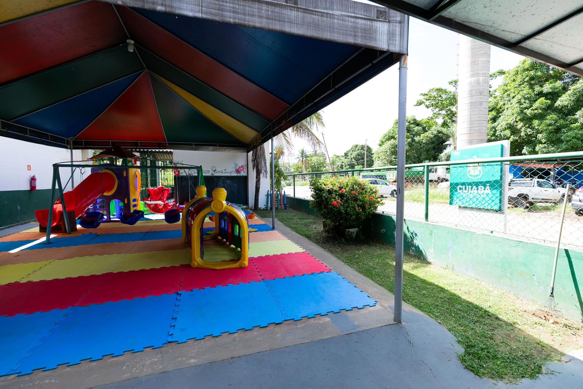 Alunos da rede municipal de Cuiabá entram em período de férias nesta segunda