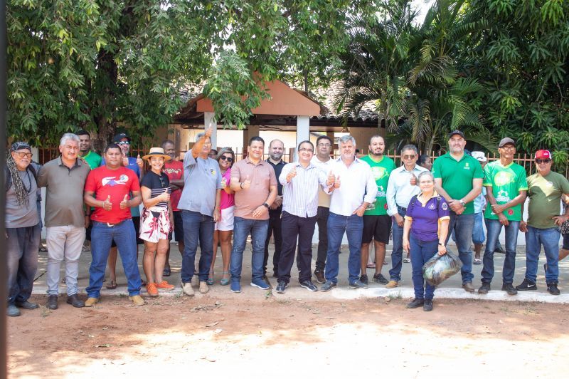 implantação da primeira linha de ônibus rural