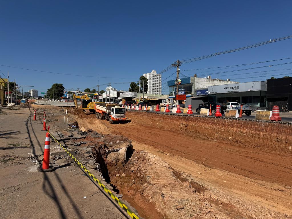 Obras em Complexo Viário do Leblon avançam em três frentes