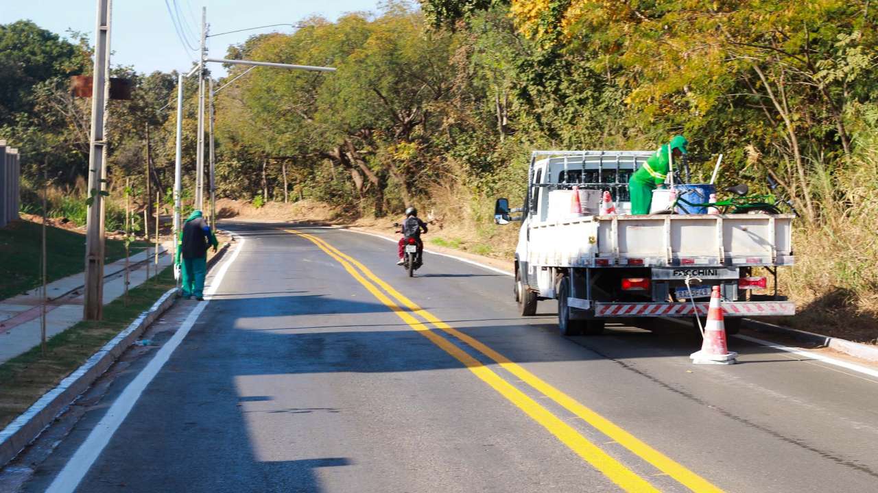 Avenida São Gonçalo recebe melhorias em infraestrutura e iluminação pública