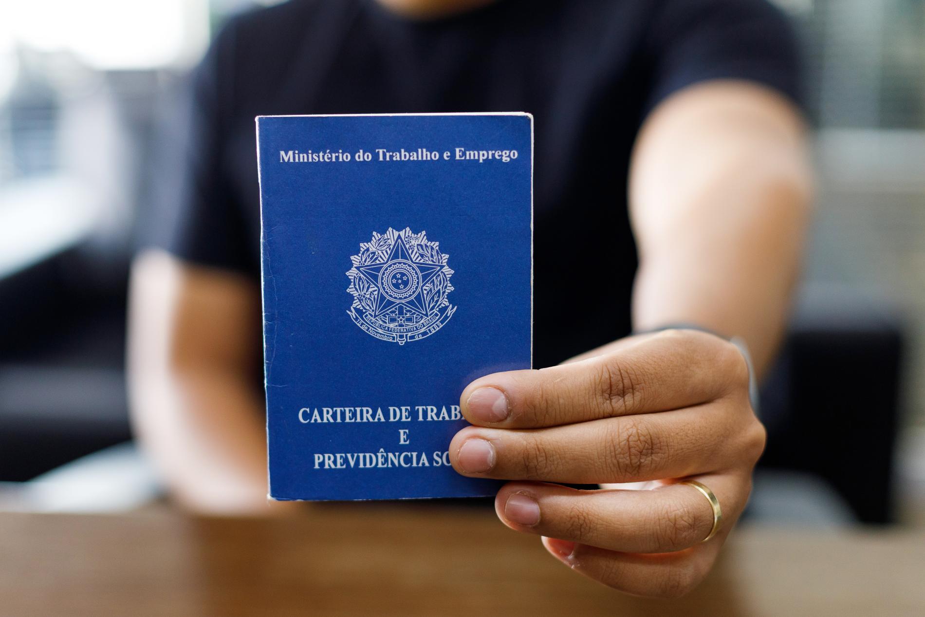 Sine Municipal inicia a semana com recorde de 902 vagas de emprego