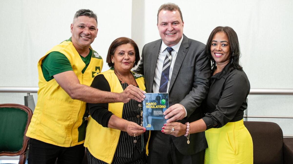 Max Russi reforça valorização dos agentes de saúde e de combate às endemias