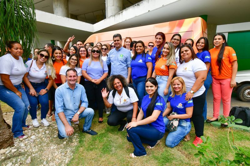 Novas vans entregues para o Programa Melhor em Casa irão facilitar a logística dos atendimentos domiciliares